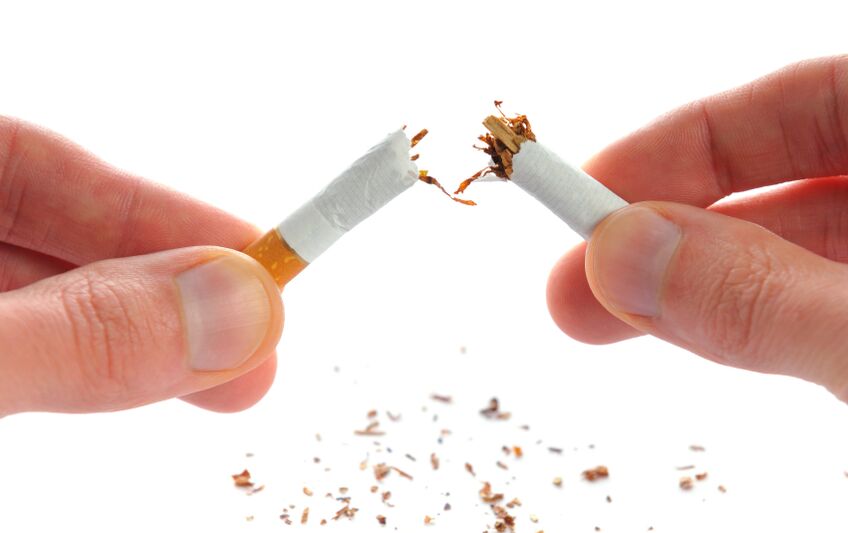 Deixar de fumar reduce o risco de disfunción sexual nos homes